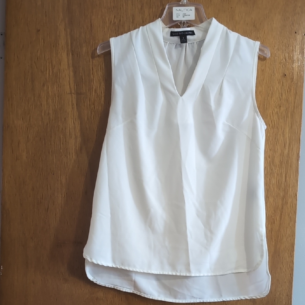 Calvin Klein Women's White Sleeveless Top